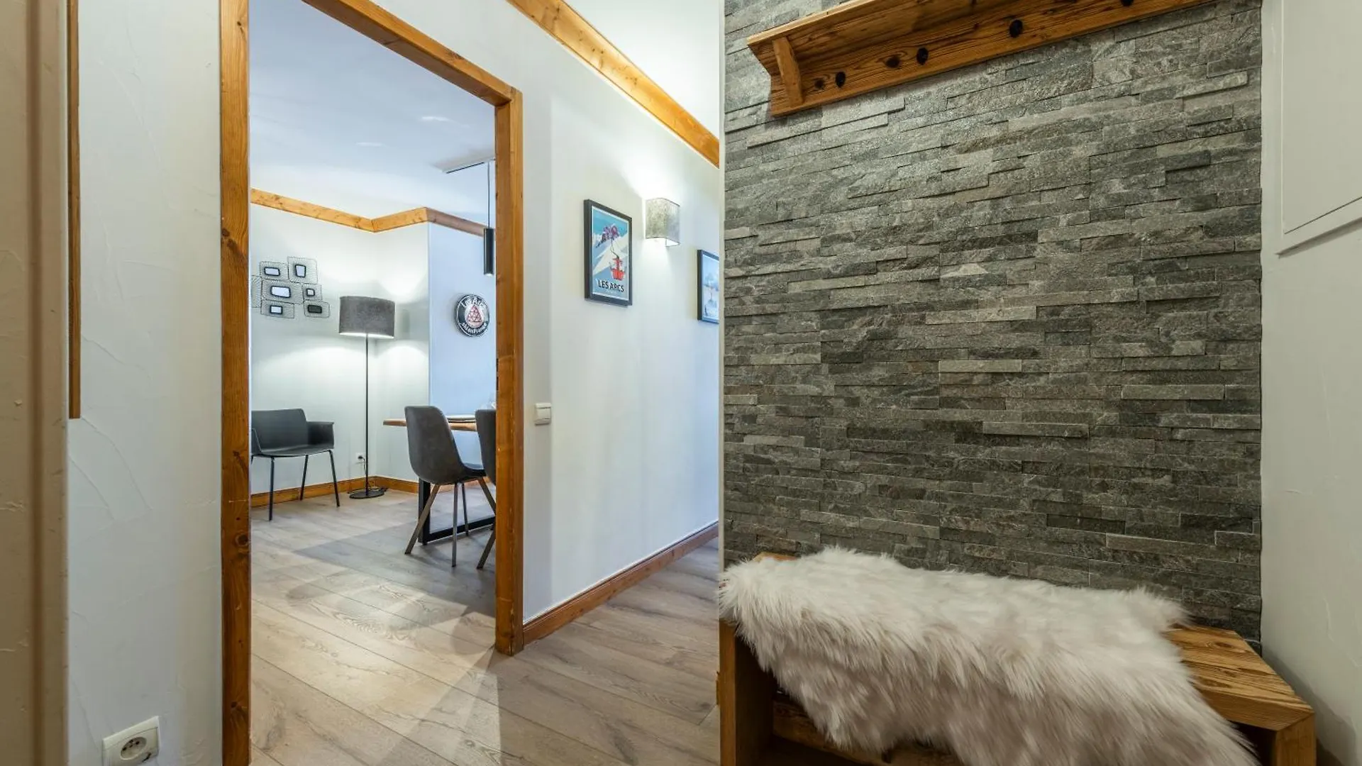 Apartment Appartement 4-5 Personnes Skis Aux Pieds Piscine Interieure Sauna Hammam Les Arcs
