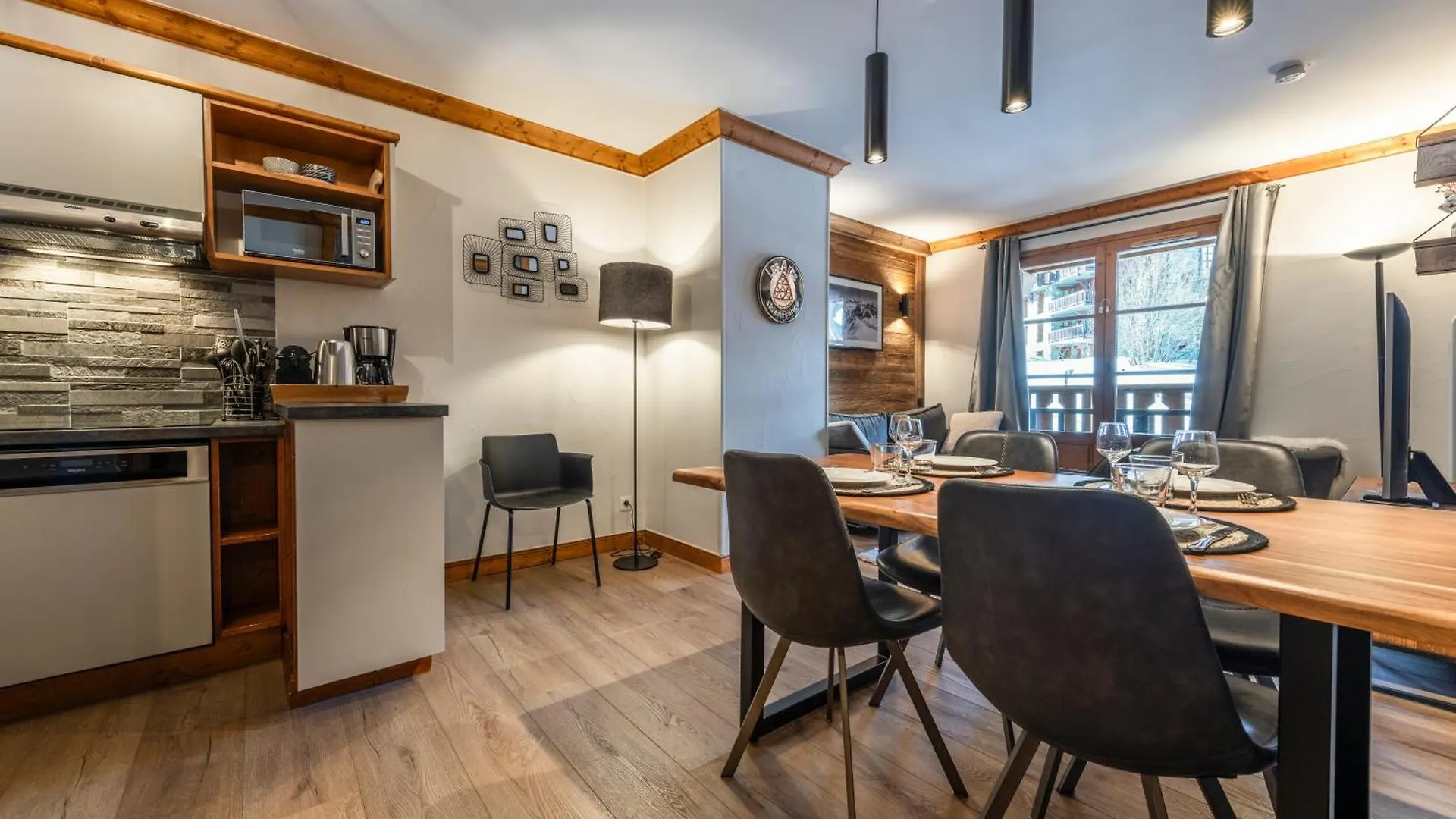 Appartement 4-5 Personnes Skis Aux Pieds Piscine Interieure Sauna Hammam Les Arcs